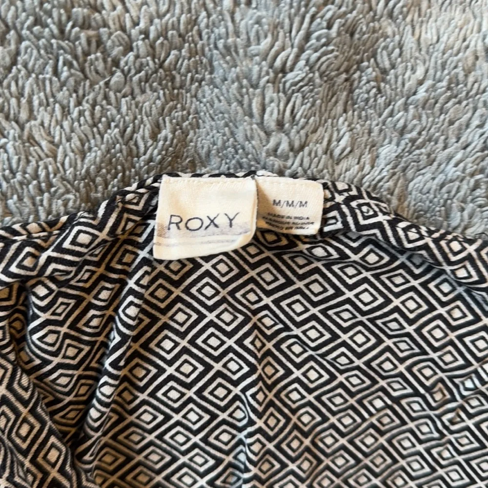 Roxy onsie romper, strapless, shorts - Picture 2 of 2